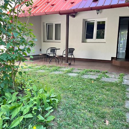 Sosnowy apartament Józefów Exterior foto